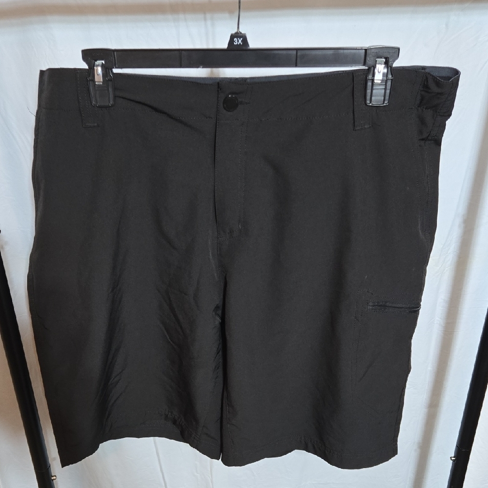 Zero Exposur Shorts Men's Black Travel Stretch Flat Front 9.5" Casual (Size 40)